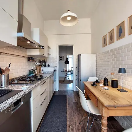 Di Charme Dal Design Prestigioso بيت ضيافة *