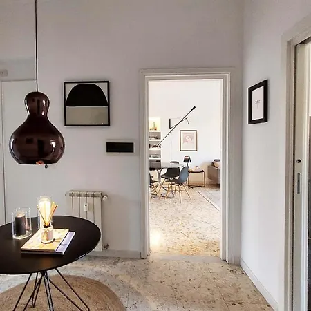 Di Charme Dal Design Prestigioso بيت ضيافة روما