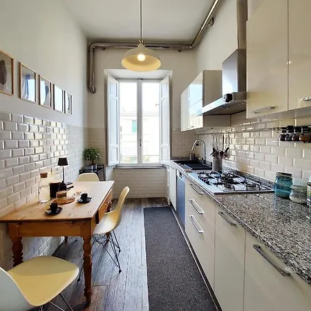 بيت ضيافة Di Charme Dal Design Prestigioso *