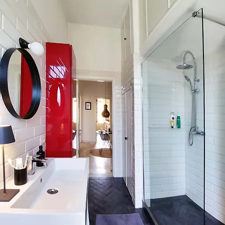 بيت ضيافة Di Charme Dal Design Prestigioso